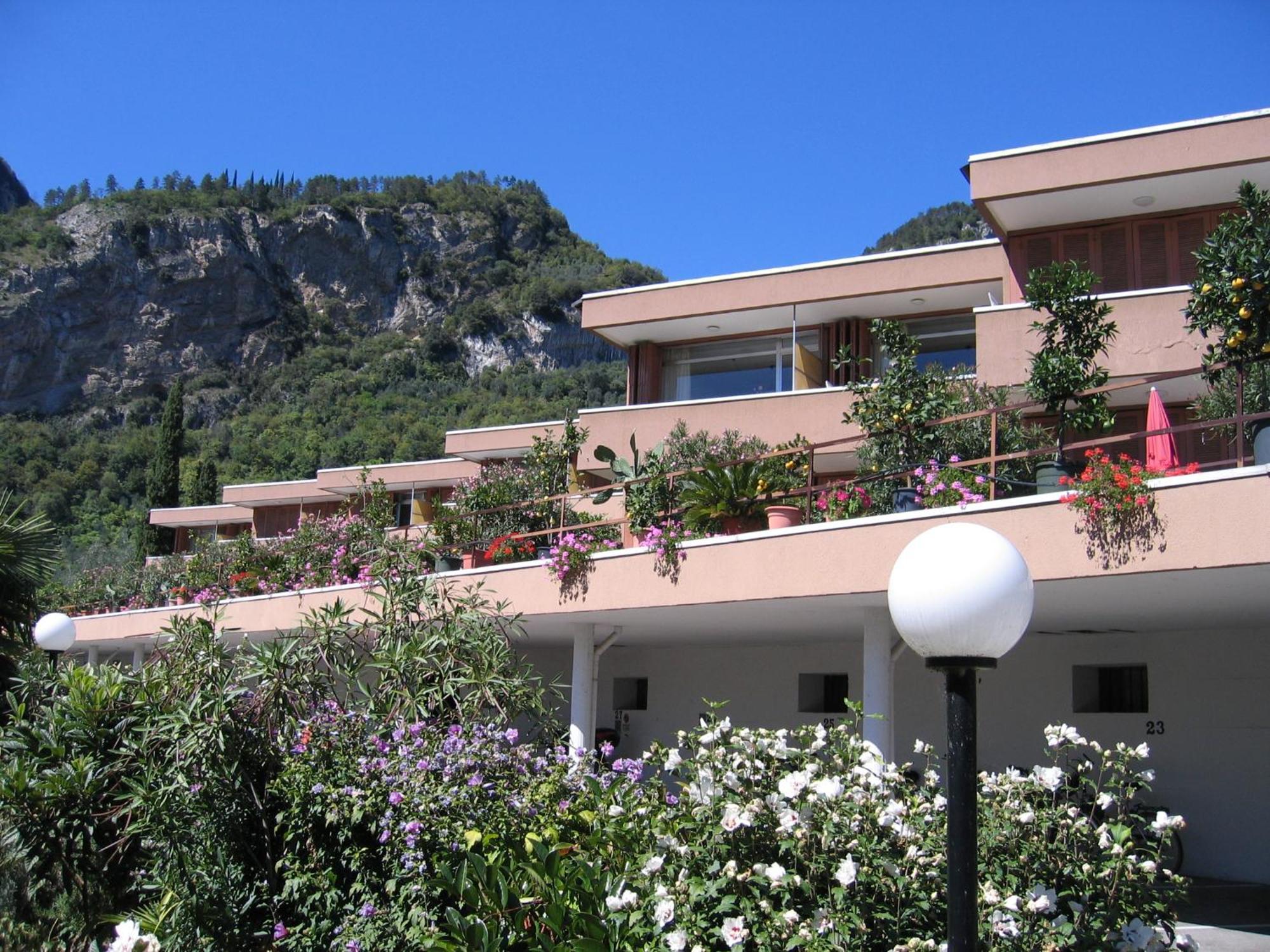 Residence Cascata Varone Ρίβα ντελ Γκάρντα Εξωτερικό φωτογραφία